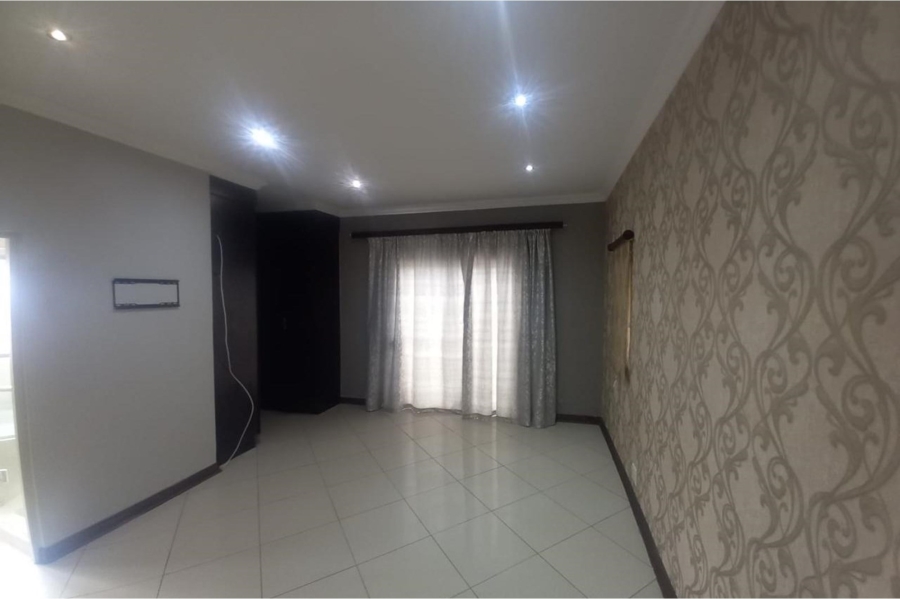 3 Bedroom Property for Sale in Hillcrest Northern Cape